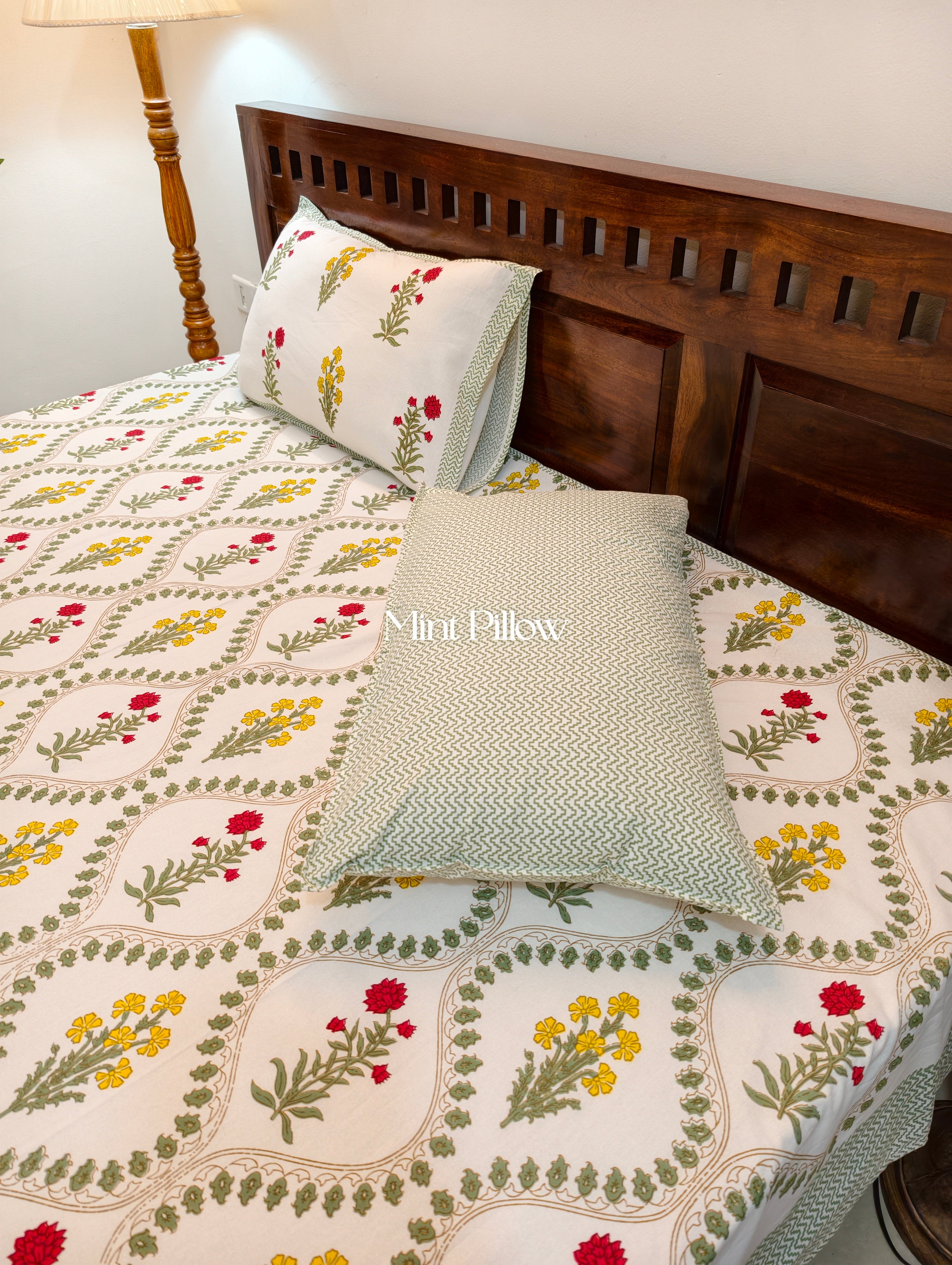 King/Queen Size Regular Bedsheet