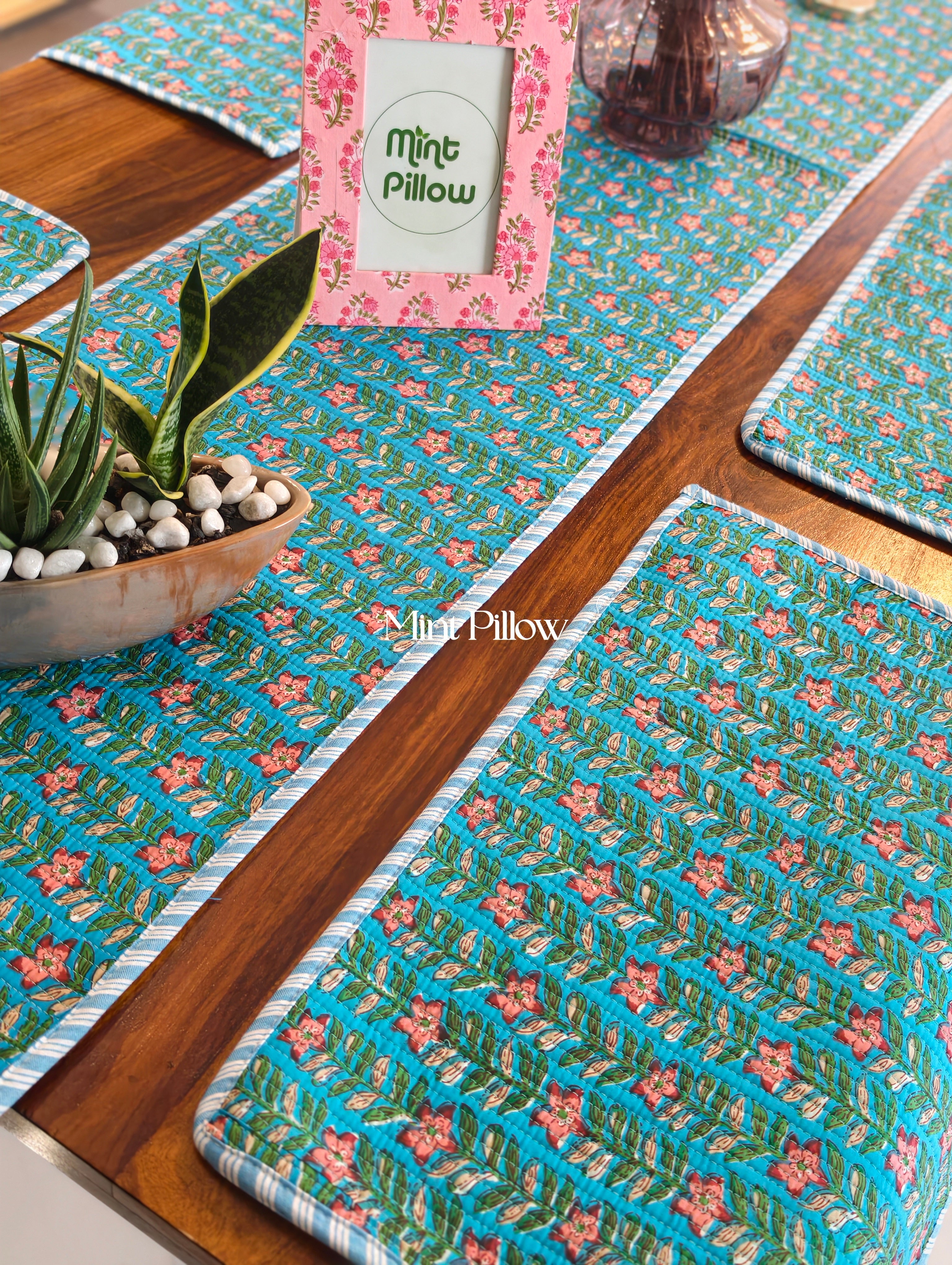 Quilted 6-Seater Runner & Mat Set
