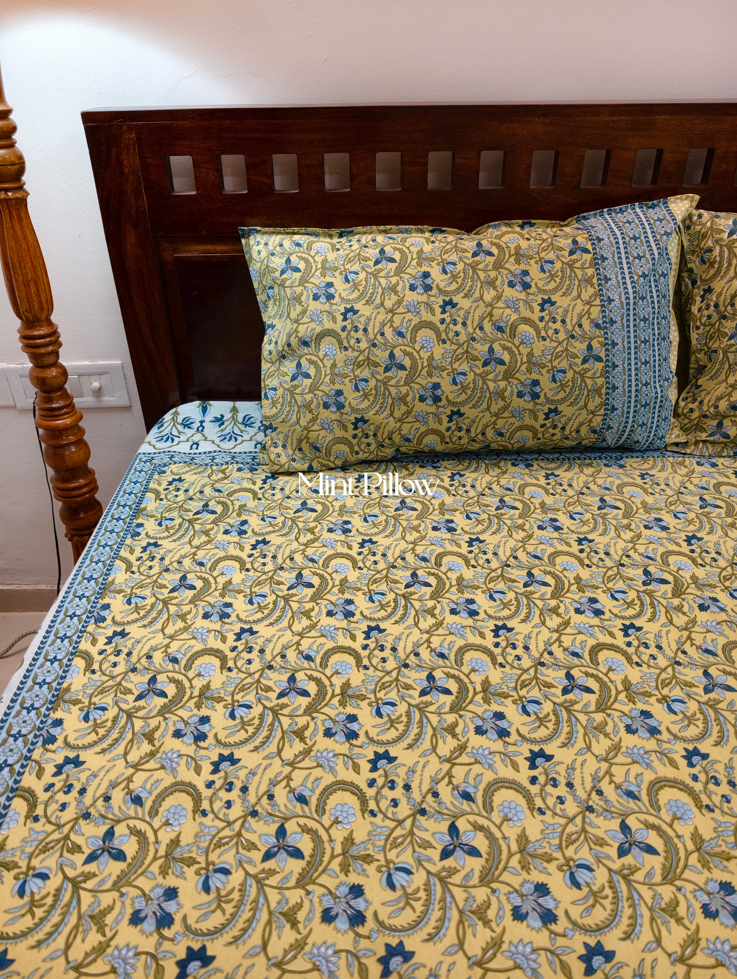 King/Queen Size Regular Bedsheet