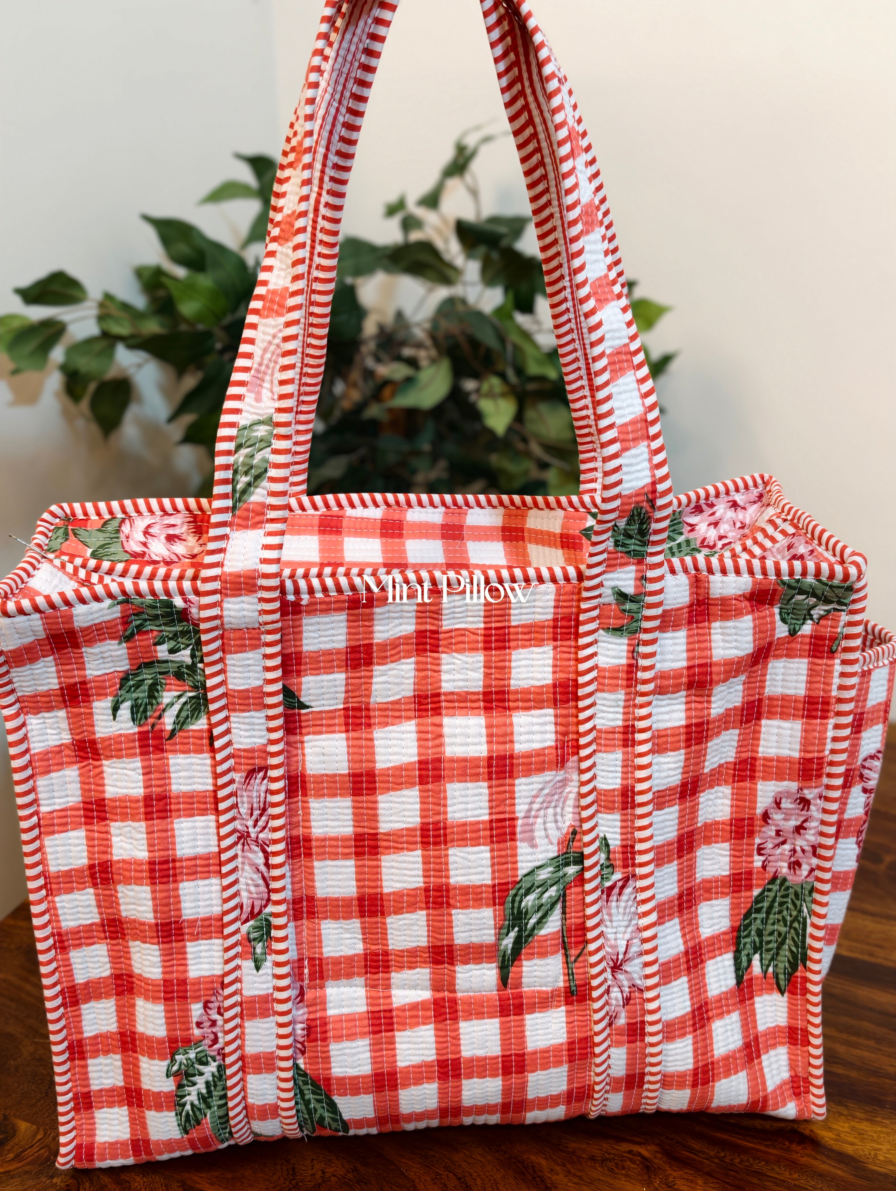 Tote Bag with Side Pocket