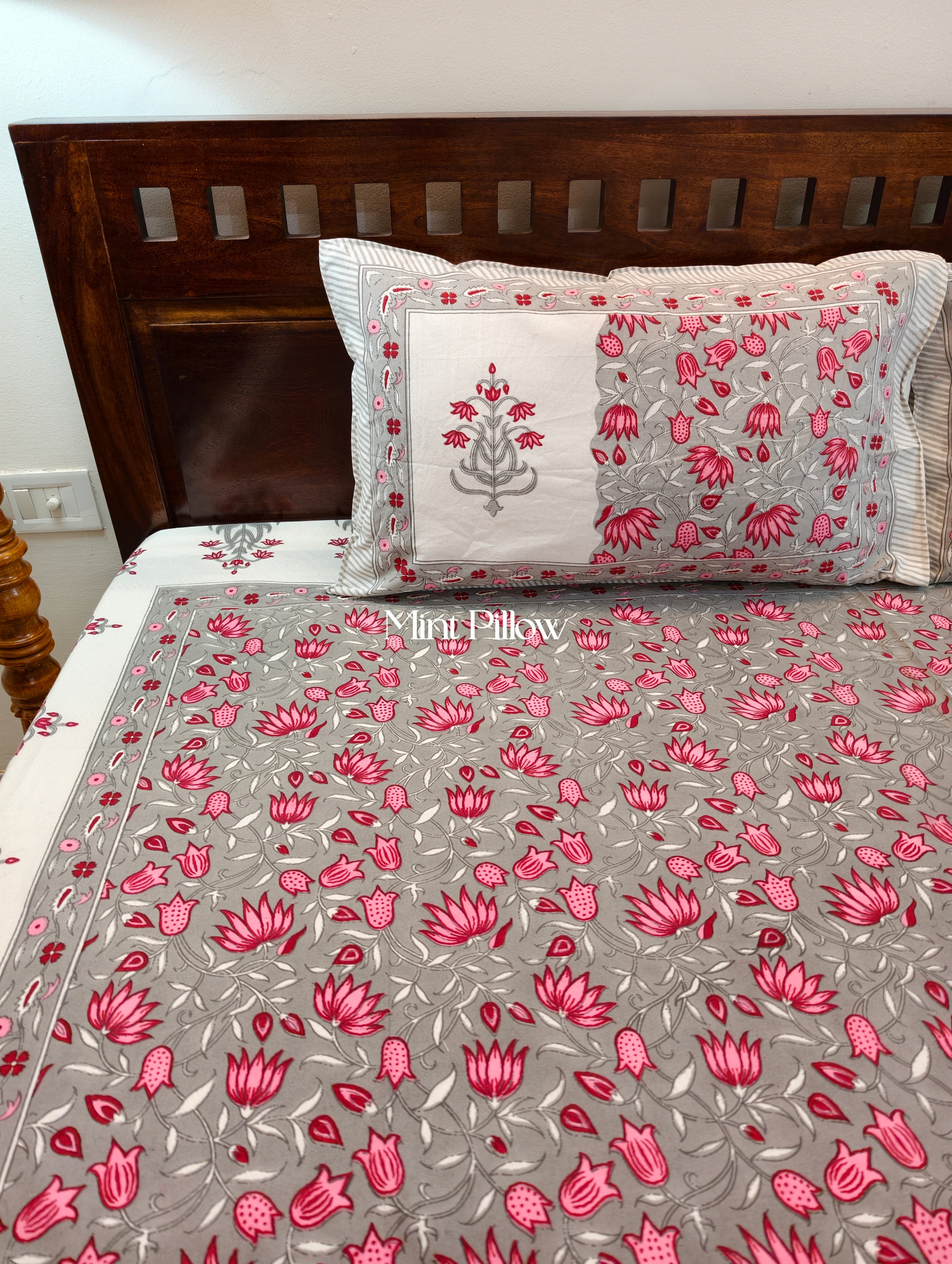 King/Queen Size Regular Bedsheet