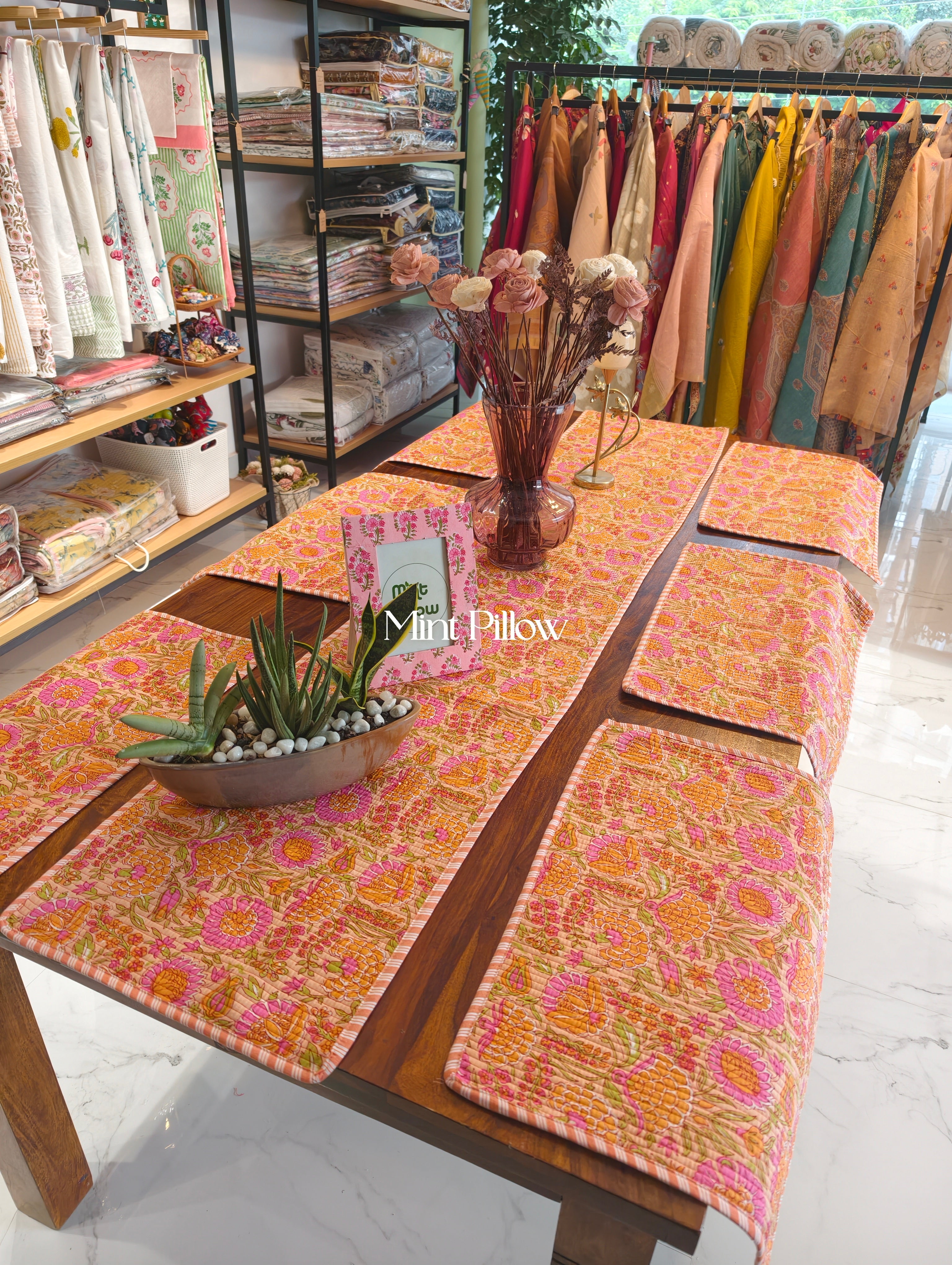 Quilted 6-Seater Runner & Mat Set