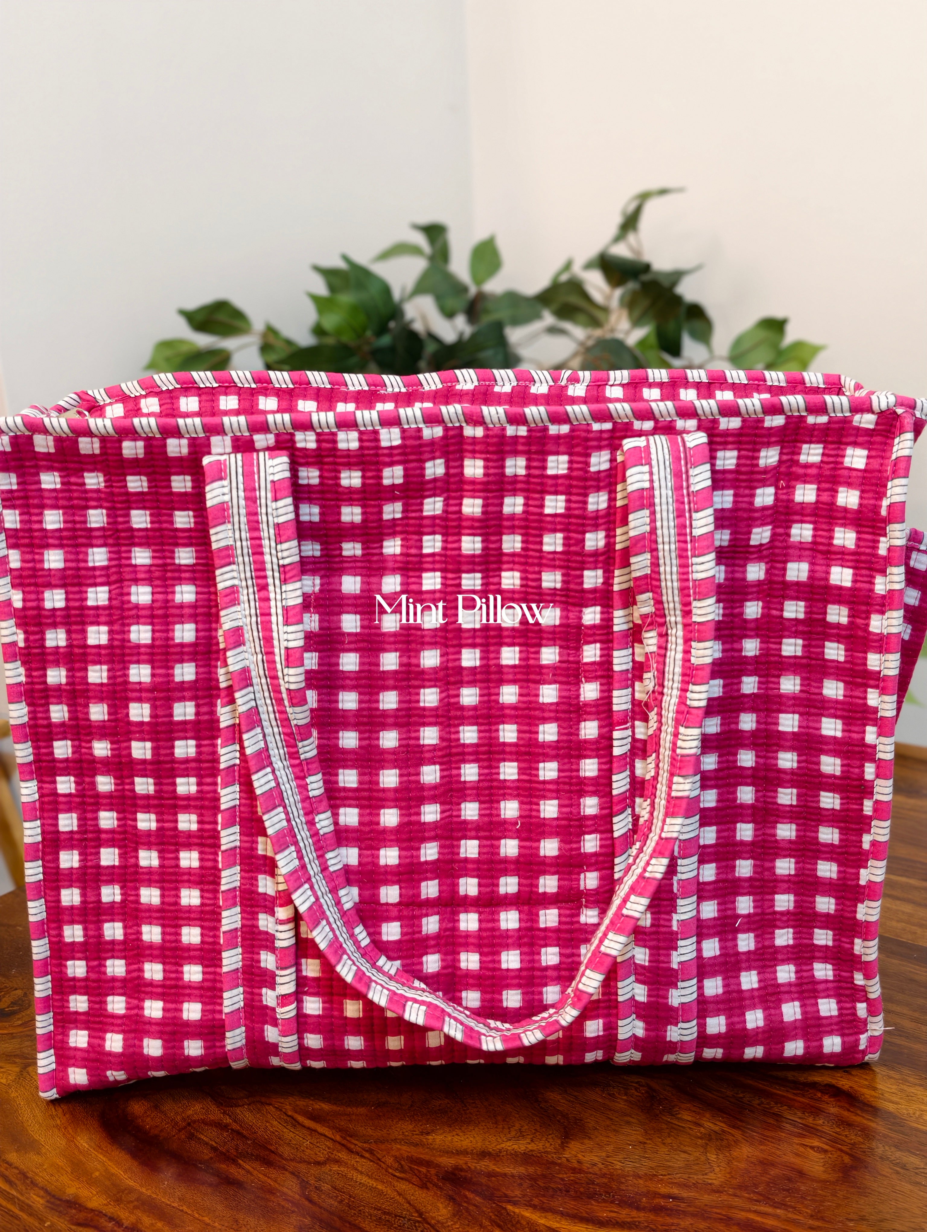 Tote Bag with Side Pocket