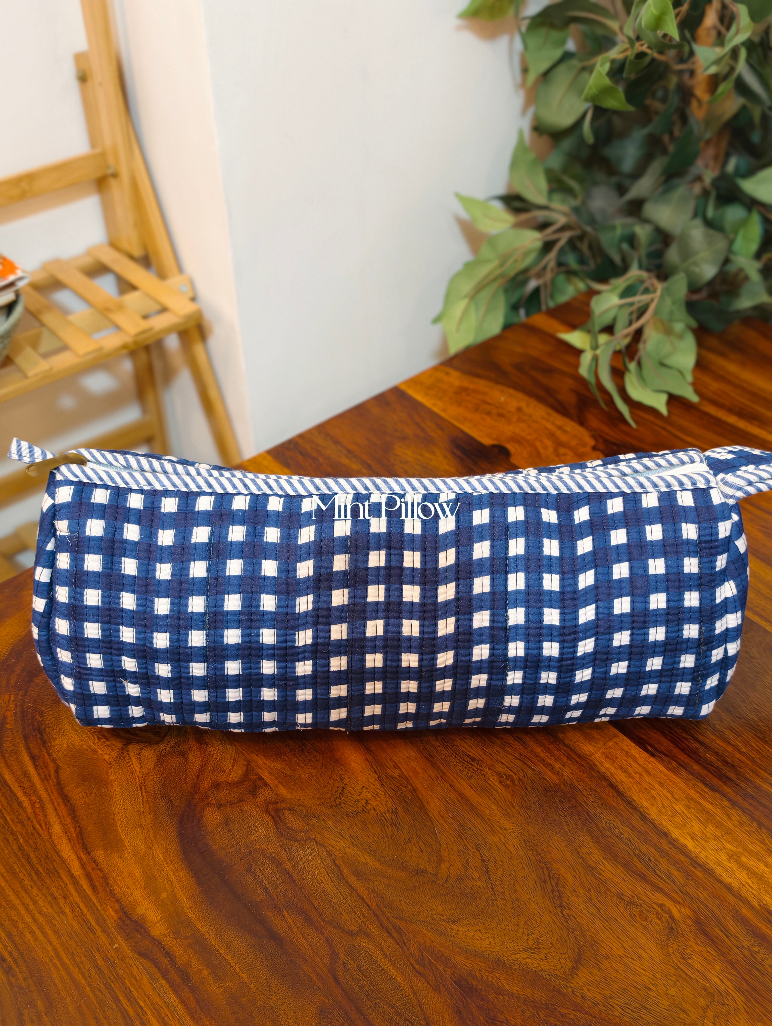 Dyson / Multipurpose Travel Bag
