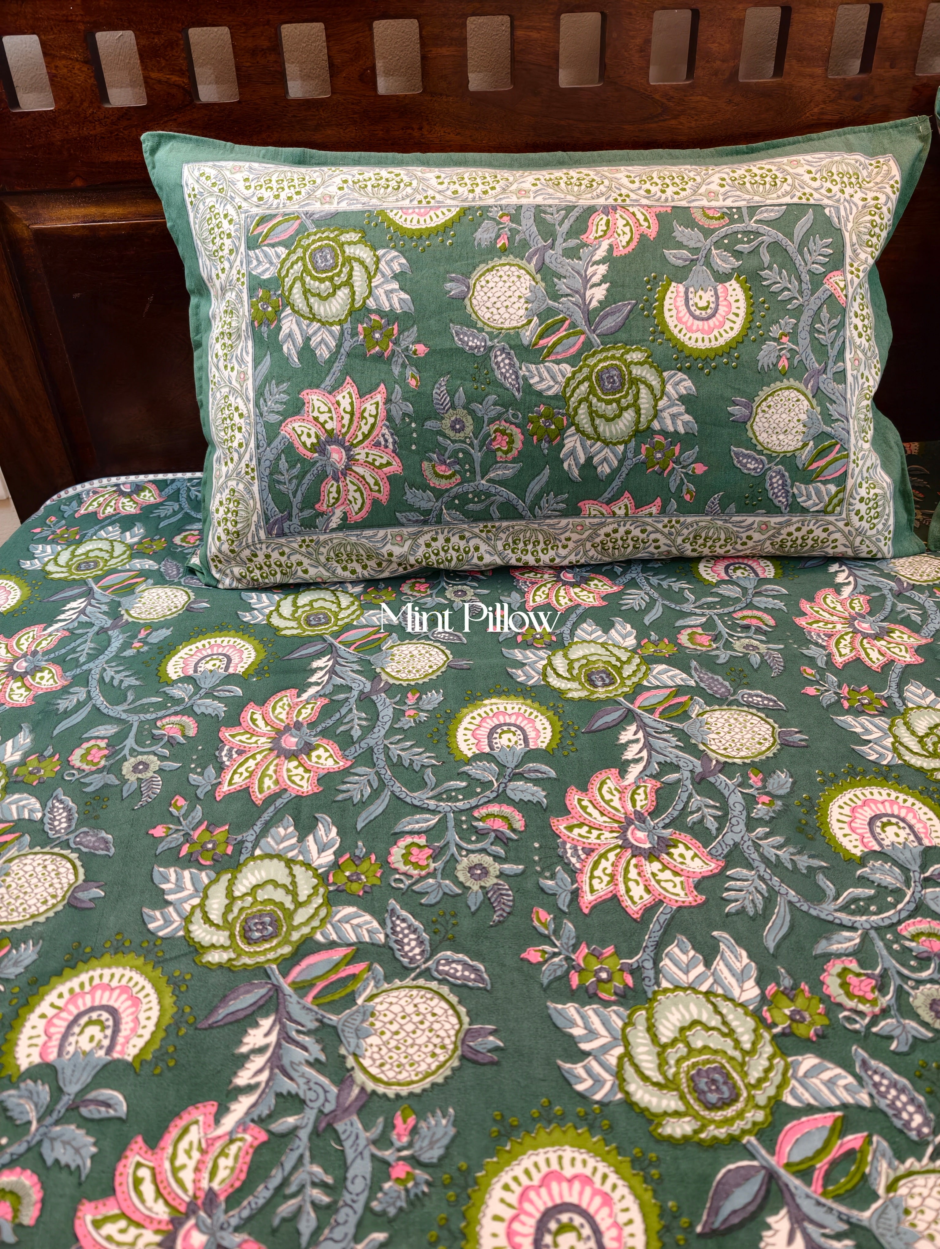 King/Queen Size Regular Bedsheet